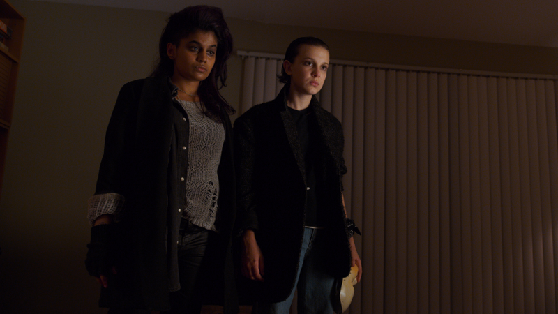 Linnea Berthelsen (left), Millie Bobby Brown (Photo: Netflix)